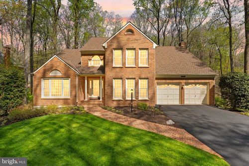 6823 Brimstone Ln, Fairfax Station, VA, 22039-1850 | Card Image