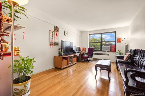 2f-25-34 Union Street, New York, NY, 11354 | Card Image