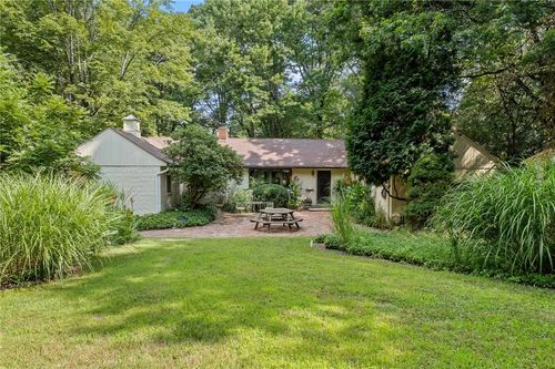 9824 Brant Ave, Pittsburgh, PA, 15237 | Card Image