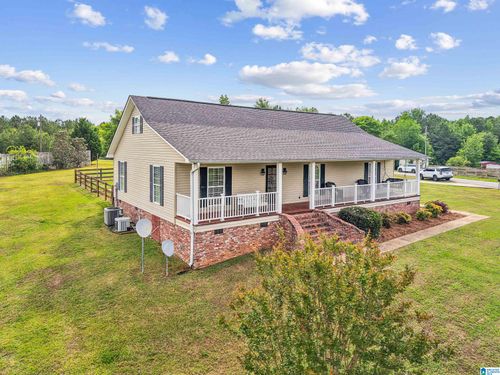21 Nora Ln, Sylacauga, AL, 35151-5772 | Card Image