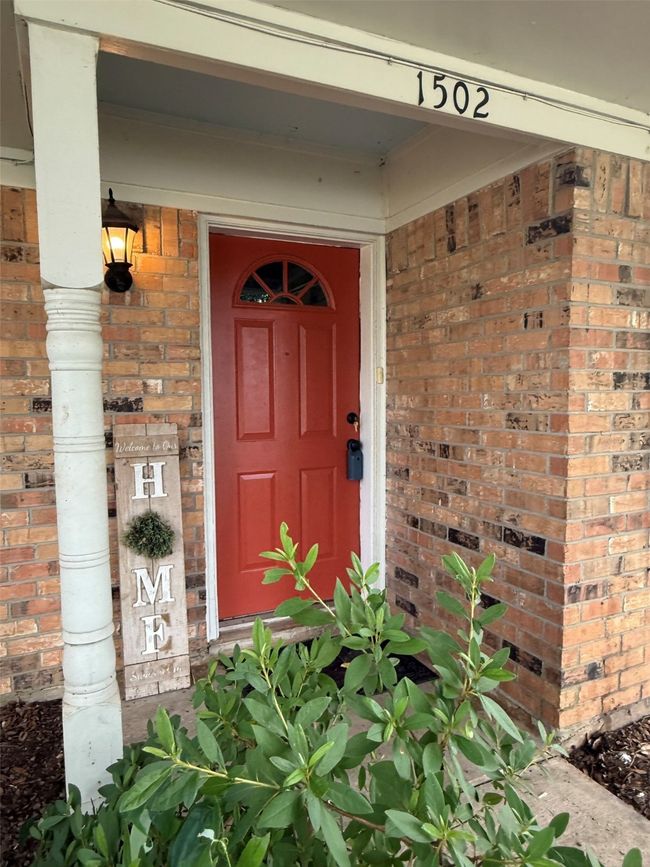 1502 Robin St, House other with 3 bedrooms, 2 bathrooms and null parking in Mineola TX | Image 5