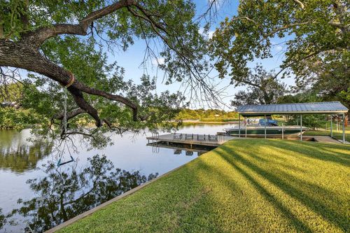 710 Sandy Harbor Dr, Horseshoe Bay, TX, 78657-7115 | Card Image