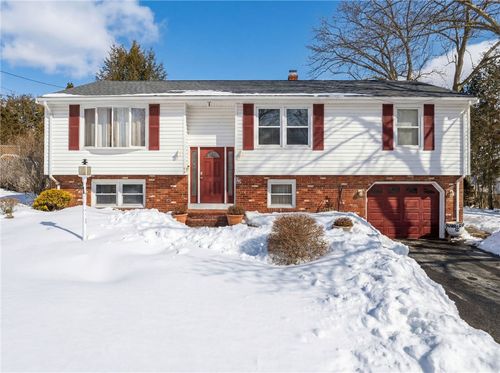 72 Julia Dr, North Providence, RI, 02911-1157 | Card Image