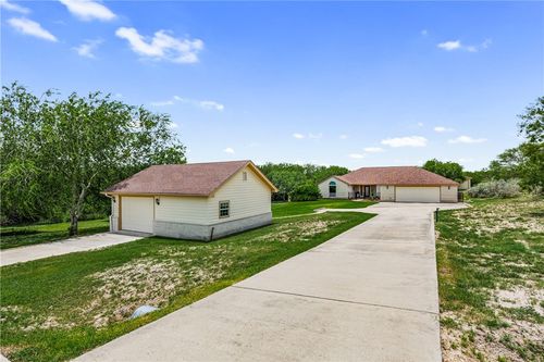 417 House Ave, Sandia, TX, 78383-4161 | Card Image