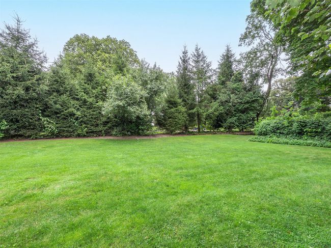 184 Circle Dr, House other with 5 bedrooms, 5 bathrooms and null parking in Manhasset NY | Image 30