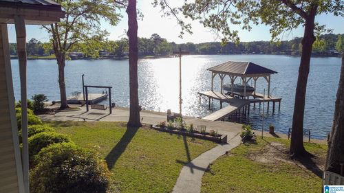 425 Rabbit Point Rd, CROPWELL, AL, 35054-3061 | Card Image