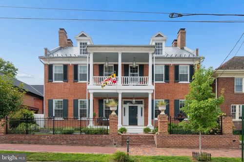 26 E Salisbury St, WILLIAMSPORT, MD, 21795-1112 | Card Image