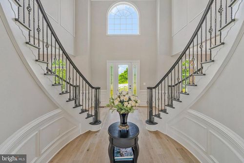 14785 Bankfield Dr, WATERFORD, VA, 20197-1243 | Card Image