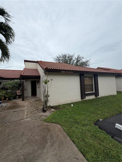 e-29-4825 Sw 152nd Ct, Miami, FL, 33185 | Card Image