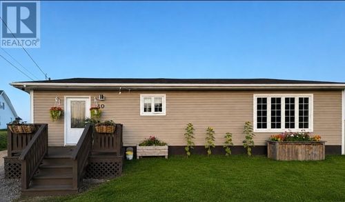 10 Montagnais St, Happy Valley Goose Bay, NL, A0P1C0 | Card Image