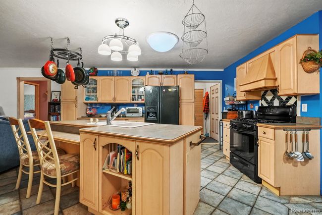 239 Ausable River Trl, House other with 2 bedrooms, 2 bathrooms and null parking in Roscommon MI | Image 9