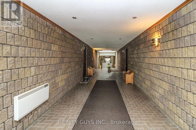4 - 693 Whitaker St, Townhouse with 2 bedrooms, 2 bathrooms and 1 parking in Peterborough ON | Image 6