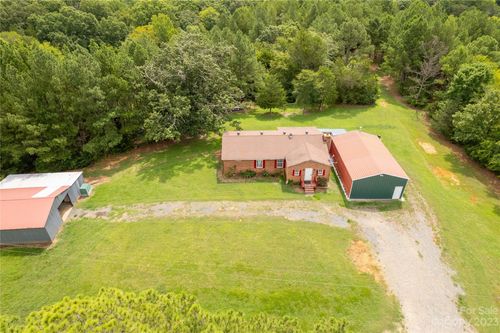 1109 Mcgill Rd, Smyrna, SC, 29743-9742 | Card Image