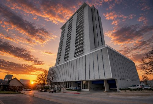 17m-1502 S Boulder Ave, Tulsa, OK, 74119-4025 | Card Image