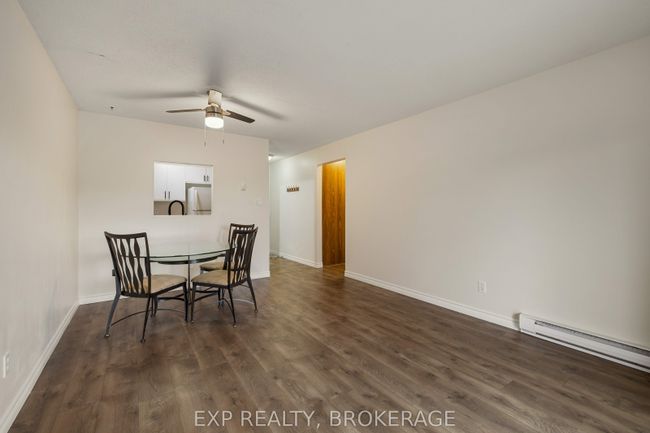 212 - 573 Armstrong Rd, Condo with 2 bedrooms, 1 bathrooms and 1 parking in Kingston ON | Image 7