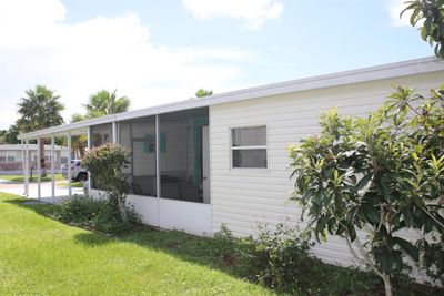 5 Se Valencia Lane, House other with 2 bedrooms, 2 bathrooms and null parking in Port St Lucie FL | Image 3