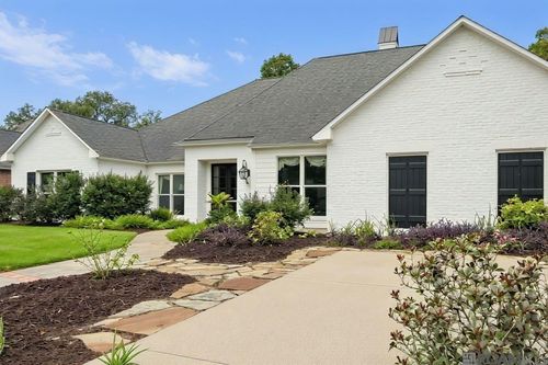 16829 Amberwood Dr, Baton Rouge, LA, 70810-6529 | Card Image