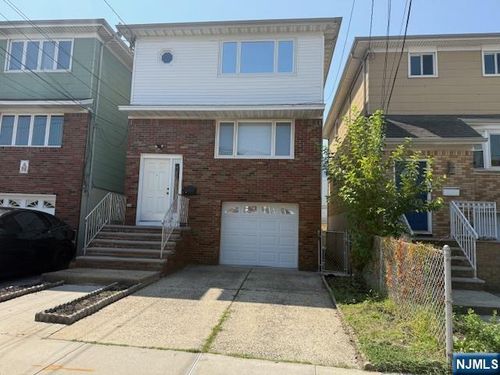 119 Bergen, Harrison, NJ, 07029 | Card Image