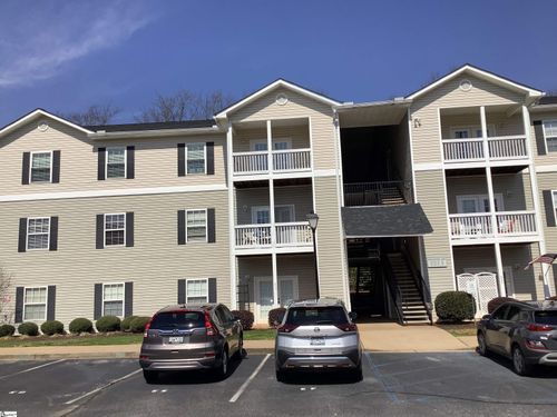 431 Mckenna Cir, Greenville, SC, 29615-2682 | Card Image