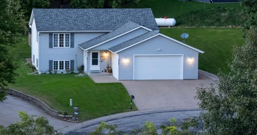 8540 Crocus Ln, Winona, MN, 55987-6287 | Card Image