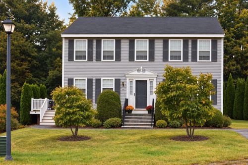 65 Photine Dr, Lowell, MA, 01854-1247 | Card Image
