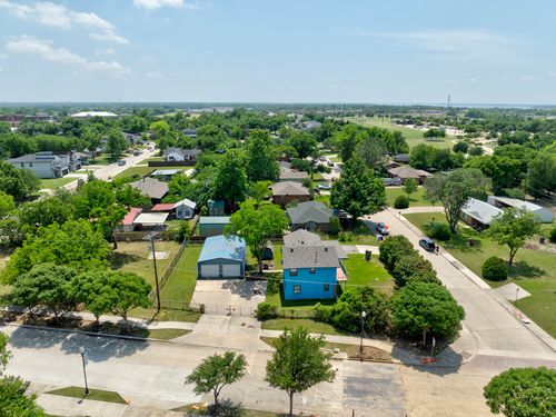 236 W Park St, Little Elm, TX, 75068-5015 | Card Image
