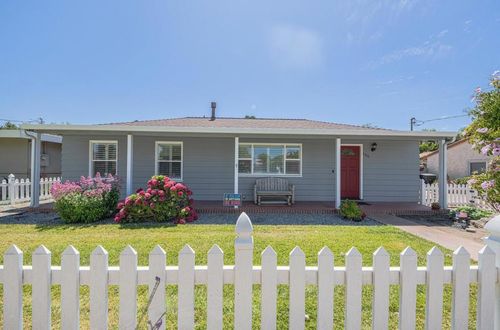 106 San Juan Dr, Salinas, CA, 93901-3012 | Card Image