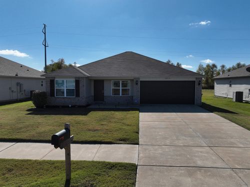 12316 Wahoo Dr, North Little Rock, AR, 72117-8032 | Card Image