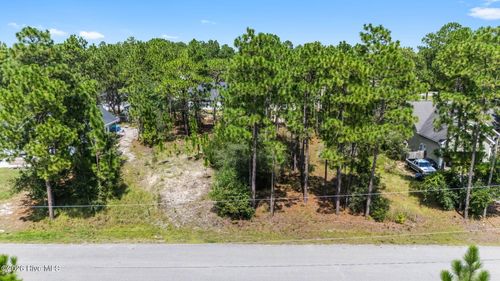 28 S Greensboro Rd, Boiling Spring Lakes, NC, 28461-3208 | Card Image