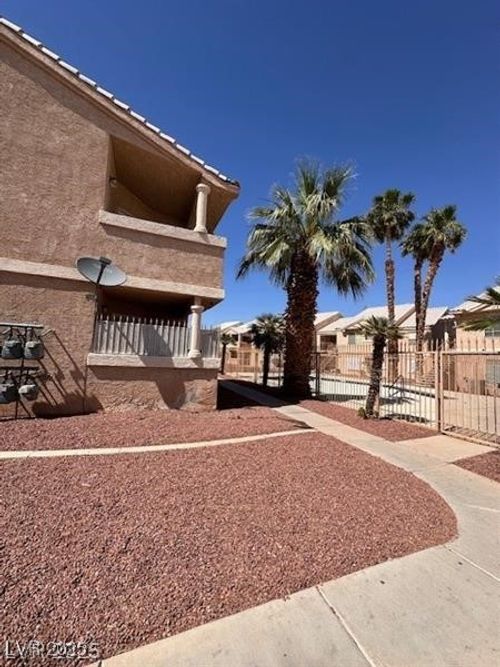 155-1830 N Pecos Rd, Las Vegas, NV, 89115-0679 | Card Image