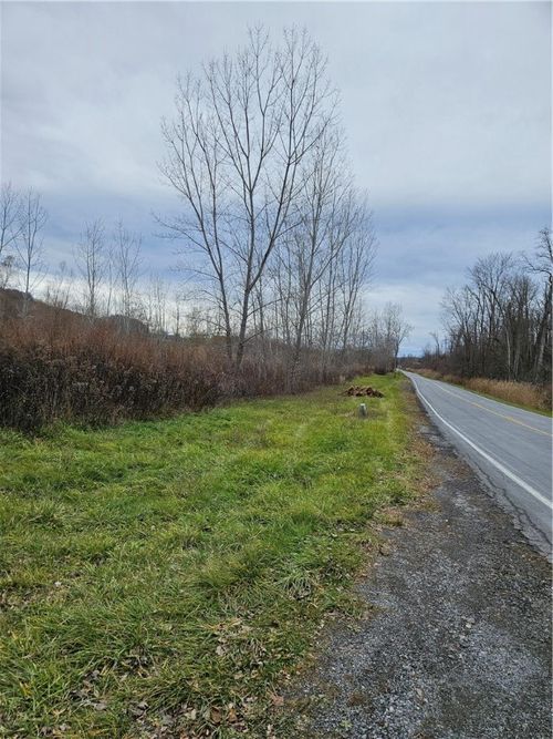 1156 Quaker Rd, Macedon, NY, 14502-9347 | Card Image