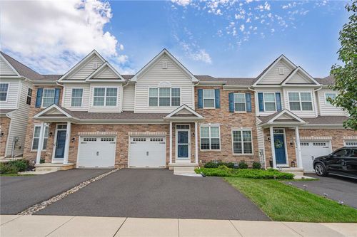 287 Redclover Ln, ALLENTOWN, PA, 18104-9240 | Card Image