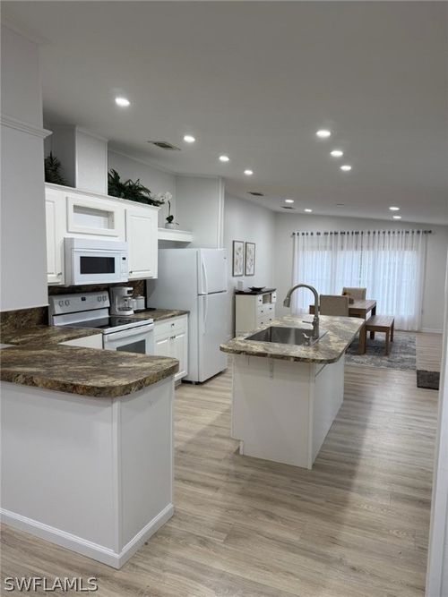 27579 Big Bend Rd, BONITA SPRINGS, FL, 34134-3938 | Card Image