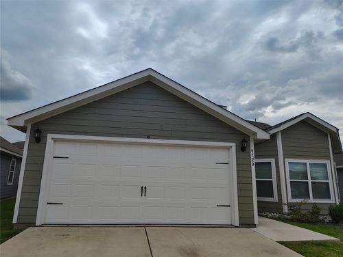 9720 Sierra Grande Dr, Fort Worth, TX, 76140-4767 | Card Image