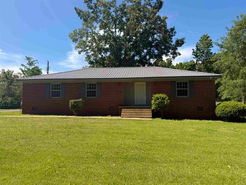 420 Barker Dr, Savannah, TN, 38372-8425 | Card Image