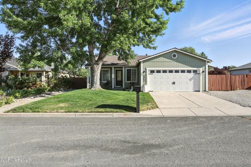 5863 Foggy Ct, Sun Valley, NV, 89433-6542 | Card Image