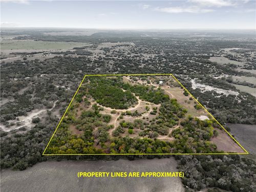 667 Rock Bottom Rd, Briggs, TX, 78608-1008 | Card Image