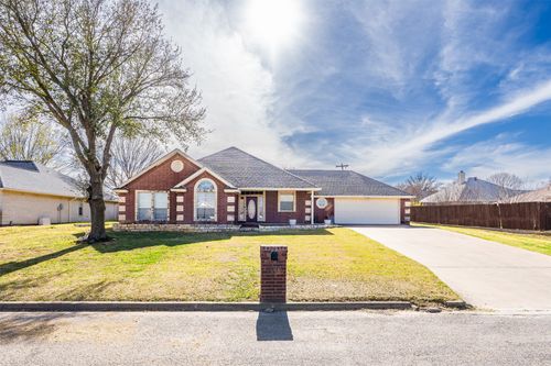 1466 Oakwood Dr, Stephenville, TX, 76401-1653 | Card Image