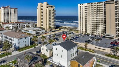 1308 1st Street S, Townhouse with 3 bedrooms, 2 bathrooms and null parking in Jacksonville Beach FL | Image 2