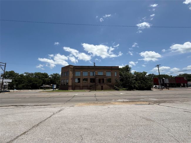 1100 S Austin Ave, Home with 0 bedrooms, 0 bathrooms and null parking in Denison TX | Image 4
