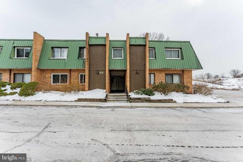 1602 Meadowview Ln, MONT CLARE, PA, 19453-5245 | Card Image