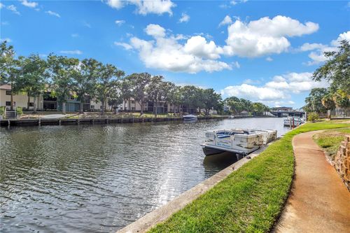 9b2-6309 Newtown Cir, TAMPA, FL, 33615-3606 | Card Image