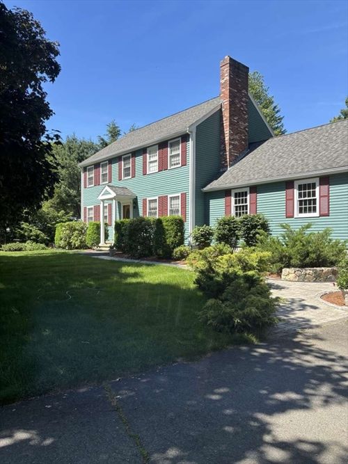 2 Lafayette Dr, Marlborough, MA, 01752-1770 | Card Image