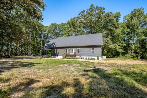 201 Linda Ln, Tullahoma, TN, 37388-6216 | Card Image