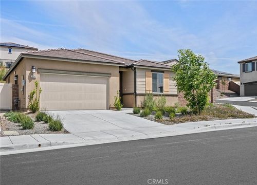 35302 Garcia St, Beaumont, CA, 92223-5303 | Card Image