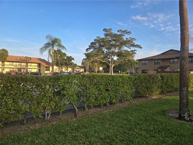APT-202 - 10002 Winding Lake Rd, Condo with 2 bedrooms, 2 bathrooms and null parking in Sunrise FL | Image 26