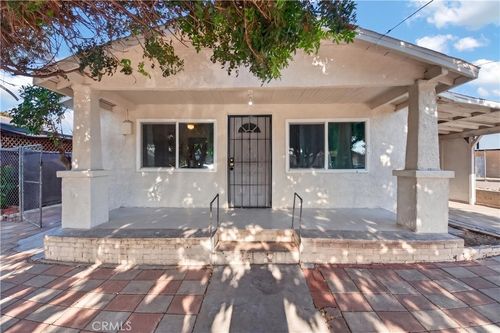 1132 Calhoun St, Redlands, CA, 92374-3011 | Card Image