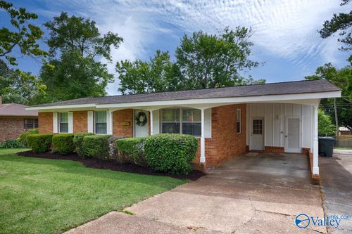 2017 Chambers Drive Ne, Huntsville, AL, 35811 | Card Image