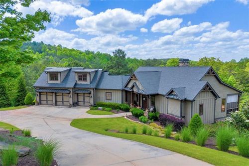1644 Currahee Club Dr, Toccoa, GA, 30577-7295 | Card Image