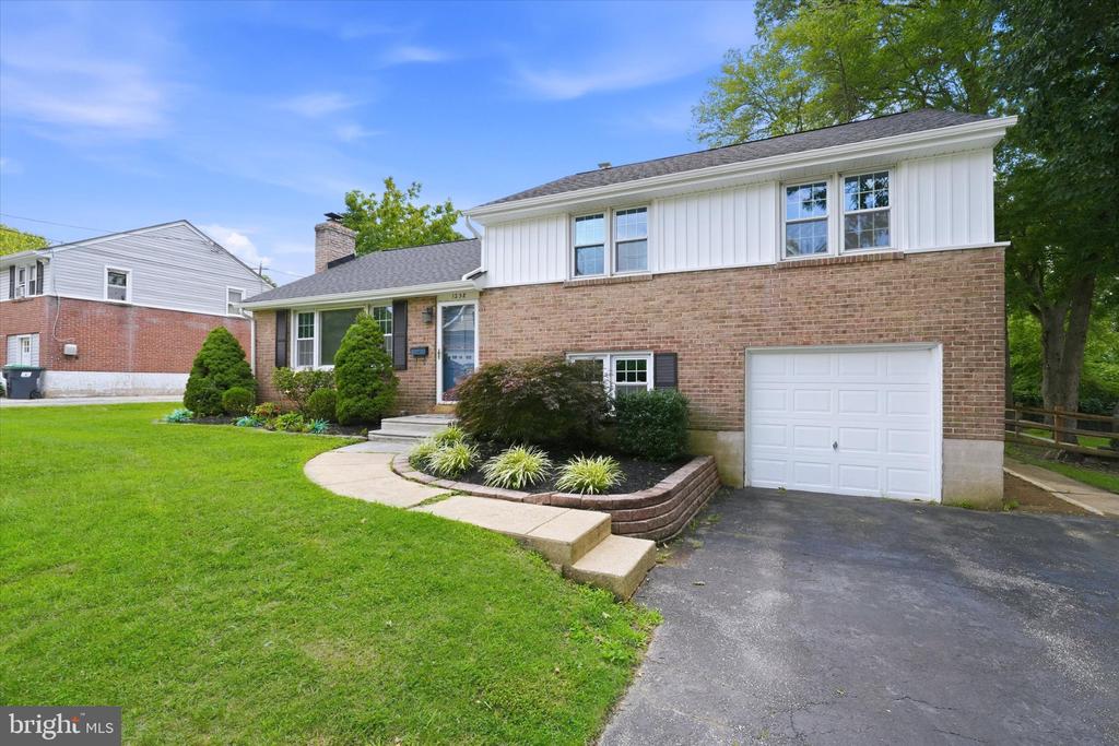Residential in WILMINGTON 2